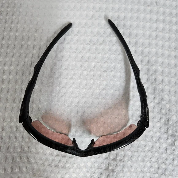 Black Oakley Sunglasses - Picture 6 of 10